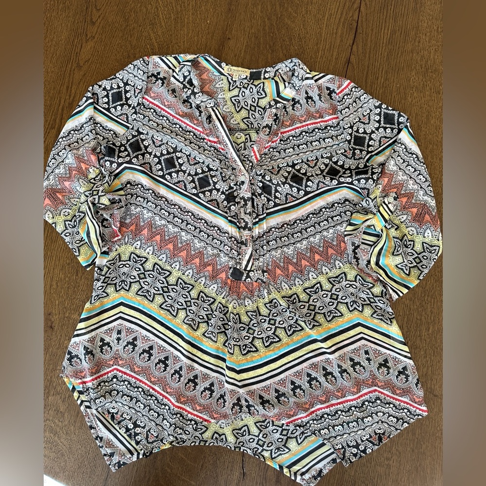 Blouse size M